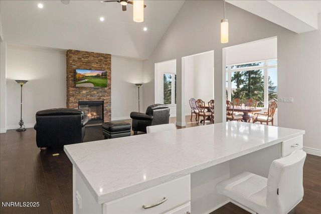 20600 Chanson Way, Reno, NV 89511