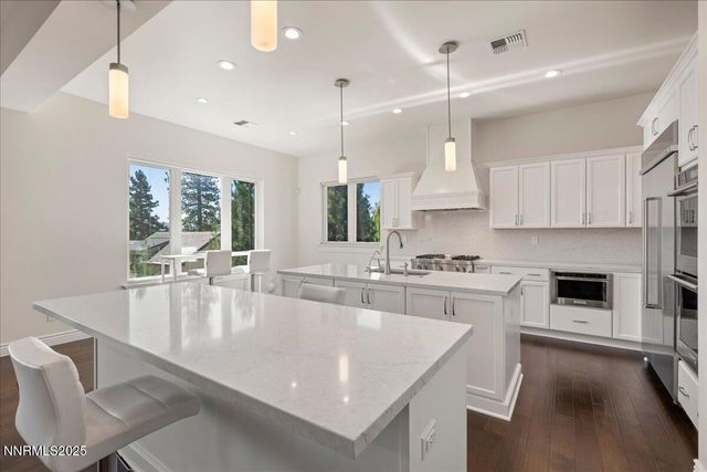 20600 Chanson Way, Reno, NV 89511