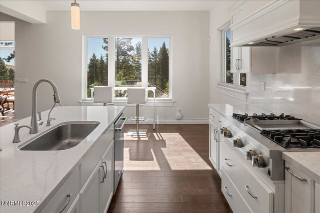 20600 Chanson Way, Reno, NV 89511