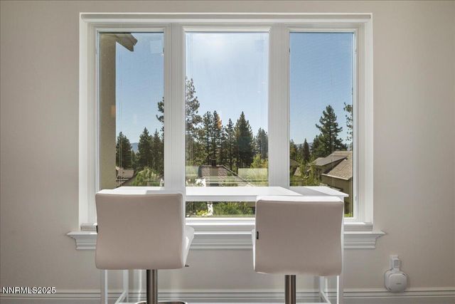 20600 Chanson Way, Reno, NV 89511