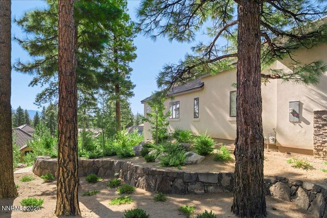 20600 Chanson Way, Reno, NV 89511