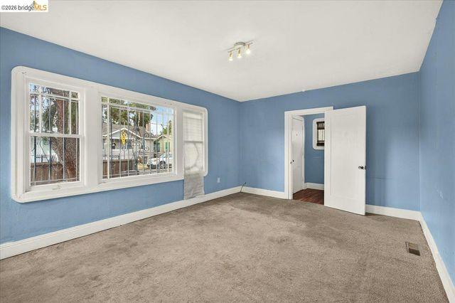 2333 81St Ave, Oakland, CA 94605