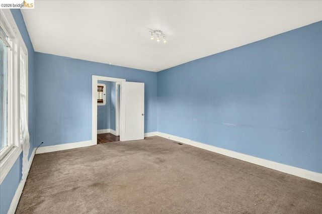2333 81St Ave, Oakland, CA 94605