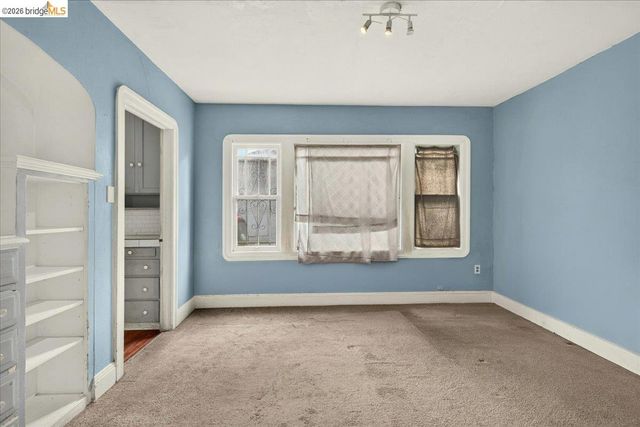 2333 81St Ave, Oakland, CA 94605