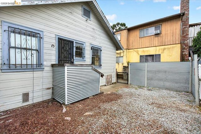 2333 81St Ave, Oakland, CA 94605