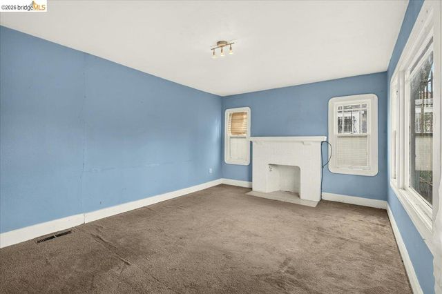 2333 81St Ave, Oakland, CA 94605
