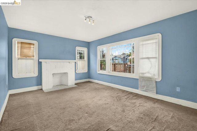 2333 81St Ave, Oakland, CA 94605