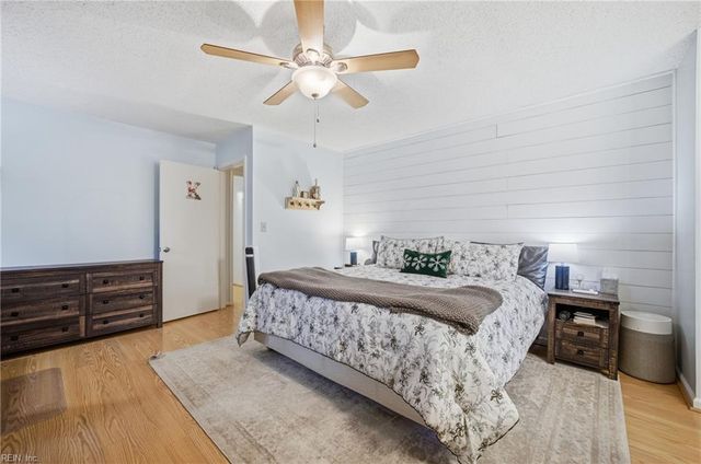 2329 Cretan CT, Virginia Beach, VA 23454