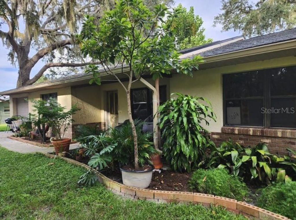 2457 S SUMMERWOOD POINT, Inverness, FL 34450