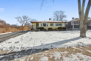 5611 Washington Street, Downers Grove, IL 60516