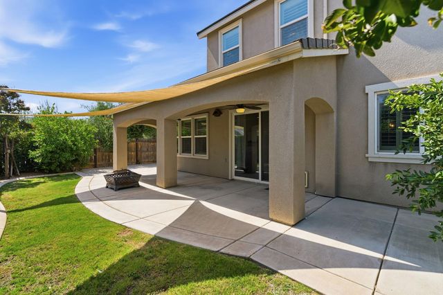 3408 Sussex Ave, Clovis, CA 93619