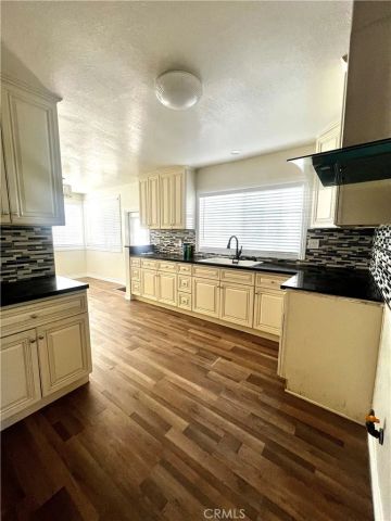 2149 Greenfield Avenue, Los Angeles, CA 90025