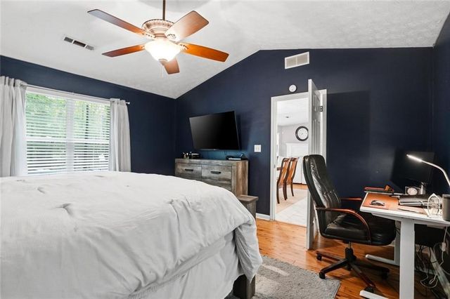 131 Homestead Way, Locust Grove, GA 30248