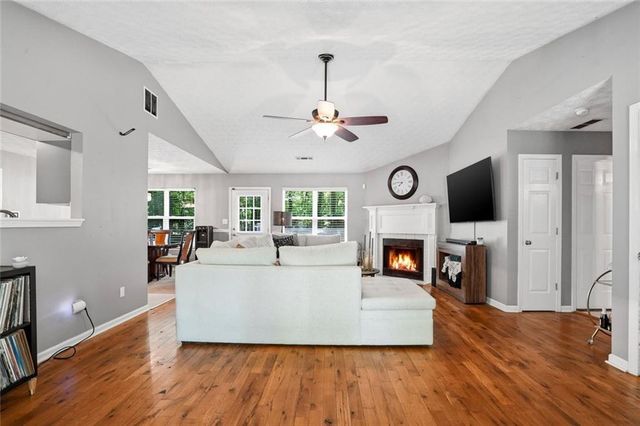 131 Homestead Way, Locust Grove, GA 30248