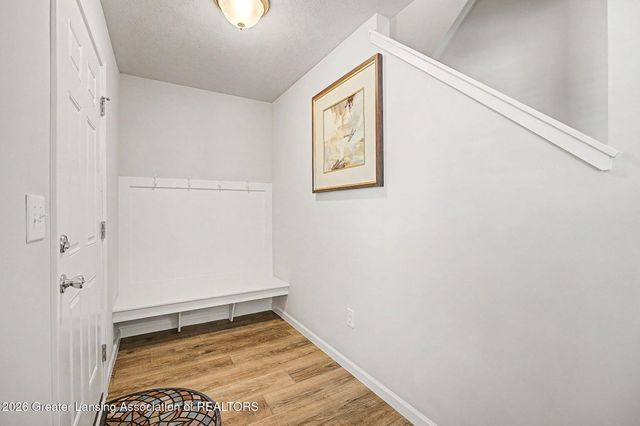 616 Muirfield Drive, Eaton Rapids, MI 48827