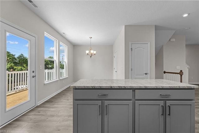 142 Freeman DR, Hampton, VA 23666