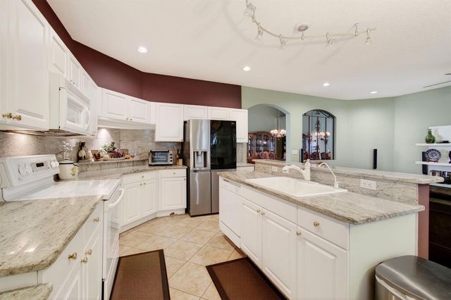 6453 Emerald Breeze Way, Boynton Beach, FL 33437