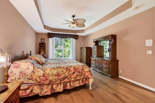6453 Emerald Breeze Way, Boynton Beach, FL 33437