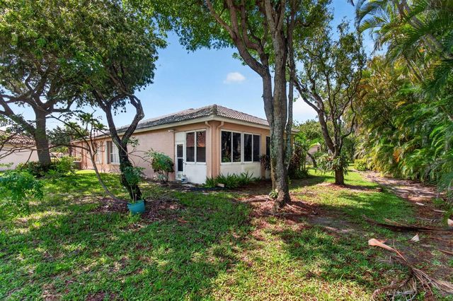 6453 Emerald Breeze Way, Boynton Beach, FL 33437