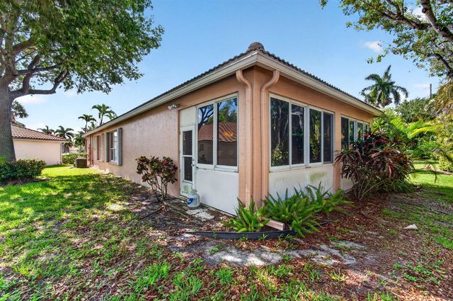 6453 Emerald Breeze Way, Boynton Beach, FL 33437