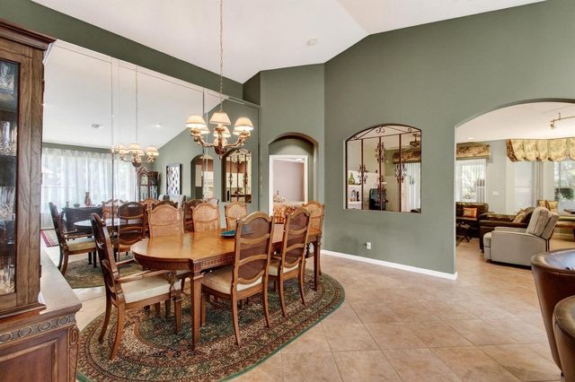 6453 Emerald Breeze Way, Boynton Beach, FL 33437