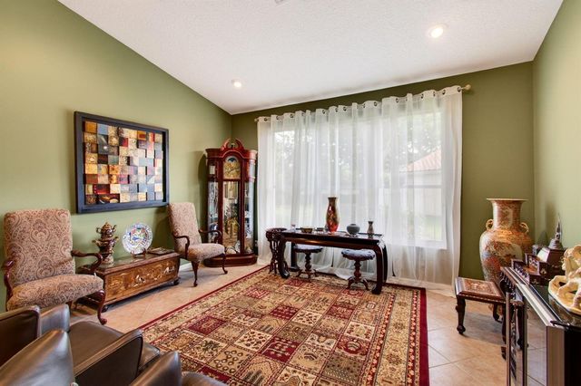 6453 Emerald Breeze Way, Boynton Beach, FL 33437