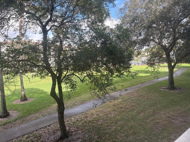 2804 Victoria Way B2, Coconut Creek, FL 33066