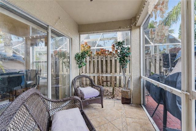 3508 Magenta CT 17, Naples, FL 34112