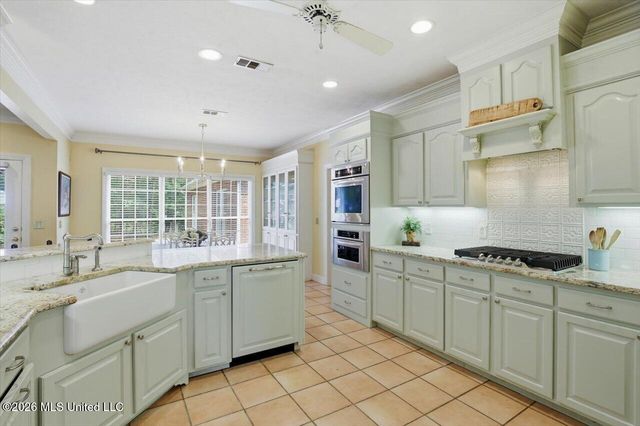 306 Remington Drive, Brandon, MS 39042