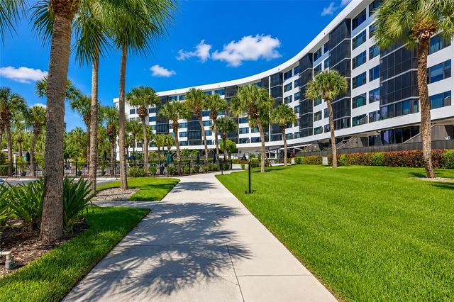 5855 MIDNIGHT PASS ROAD 514, Sarasota, FL 34242