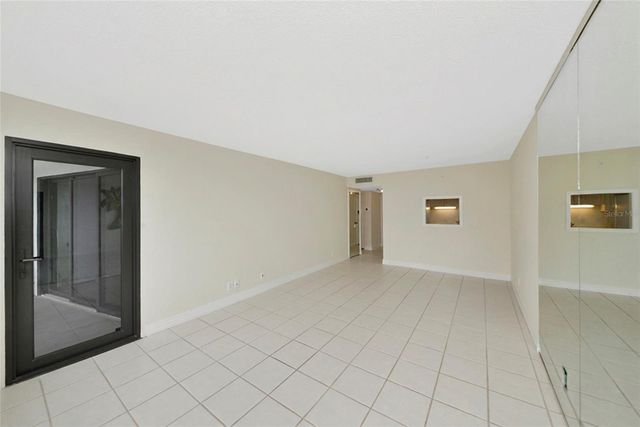 5855 MIDNIGHT PASS ROAD 514, Sarasota, FL 34242