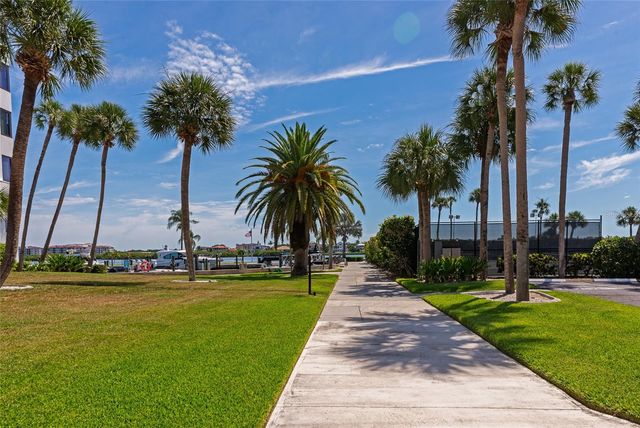 5855 MIDNIGHT PASS ROAD 514, Sarasota, FL 34242