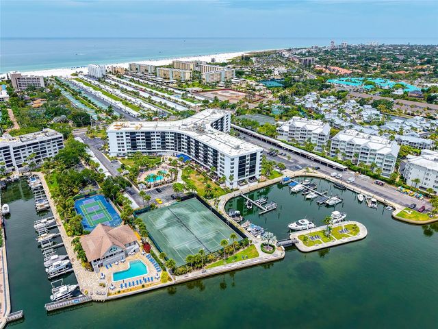 5855 MIDNIGHT PASS ROAD 514, Sarasota, FL 34242