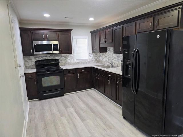 2031 Womble Drive, Fayetteville, NC 28306