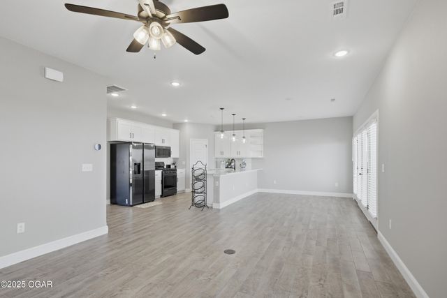 205 Molly Dean Drive, Duenweg, MO 64841