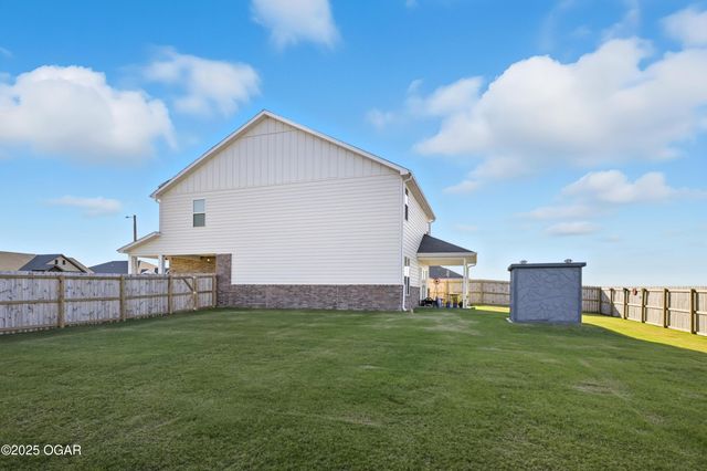 205 Molly Dean Drive, Duenweg, MO 64841