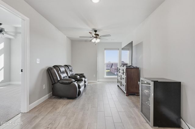 205 Molly Dean Drive, Duenweg, MO 64841