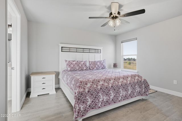 205 Molly Dean Drive, Duenweg, MO 64841