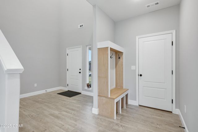 205 Molly Dean Drive, Duenweg, MO 64841