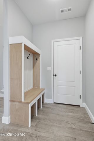 205 Molly Dean Drive, Duenweg, MO 64841