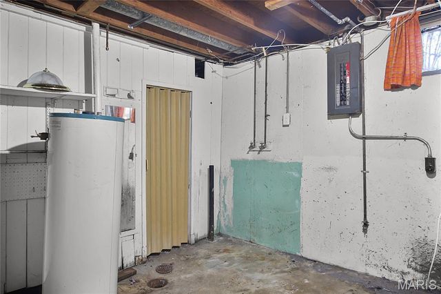 1428 San Salvador Drive, St Louis, MO 63138