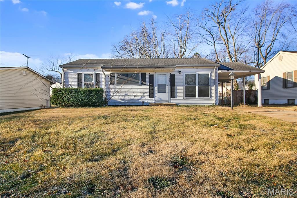 1428 San Salvador Drive, St Louis, MO 63138