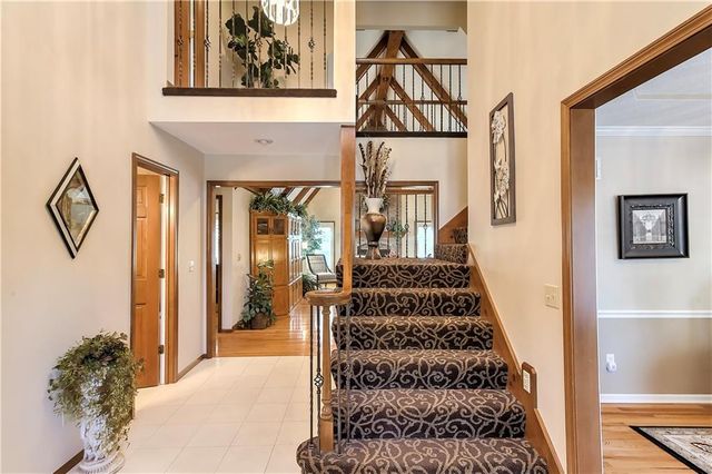 1303 NW Hawk Creek Drive, Blue Springs, MO 64015