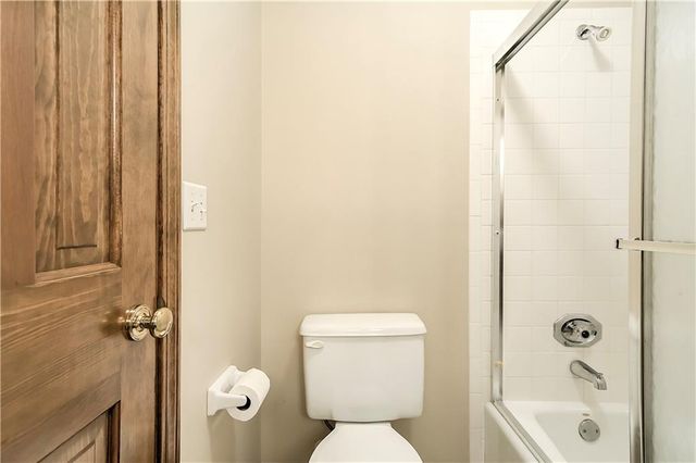 1303 NW Hawk Creek Drive, Blue Springs, MO 64015