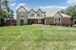 1303 NW Hawk Creek Drive, Blue Springs, MO 64015