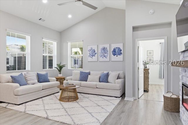 108 Seaplane Dr, Hardeeville, SC 29927