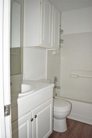 804 Lavaca LOOP, Elgin, TX 78621