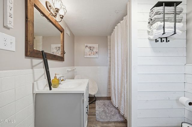 765 Liberty Church Road, Kingsport, TN 37617