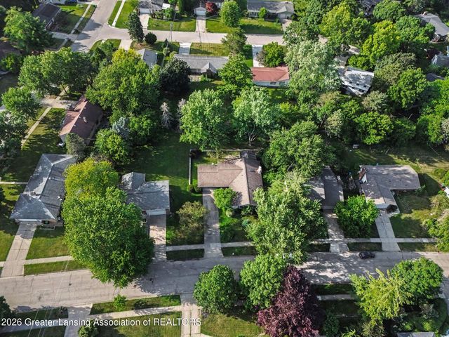 2176 Tamarack Drive, Okemos, MI 48864