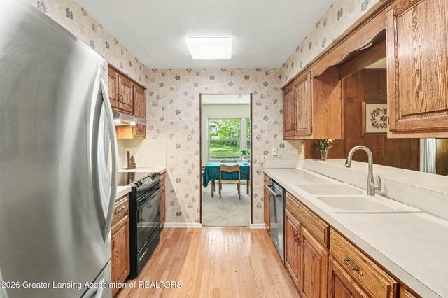 2176 Tamarack Drive, Okemos, MI 48864